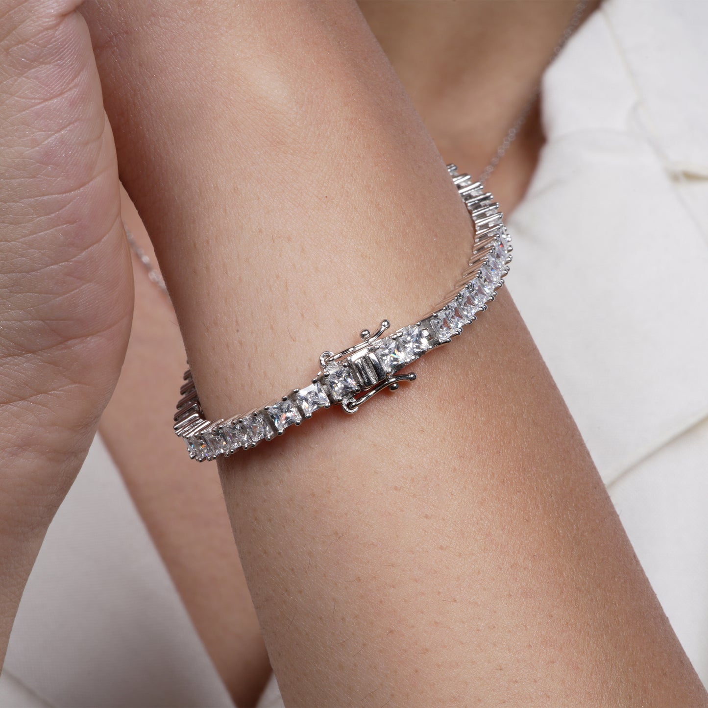 Tennis Crown Cut Bracelet