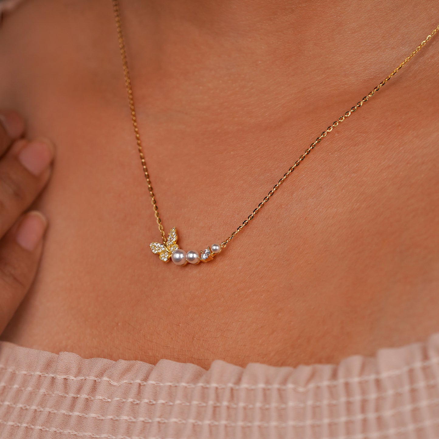 PearlFlora Butterfly Diamond Pendant Necklace