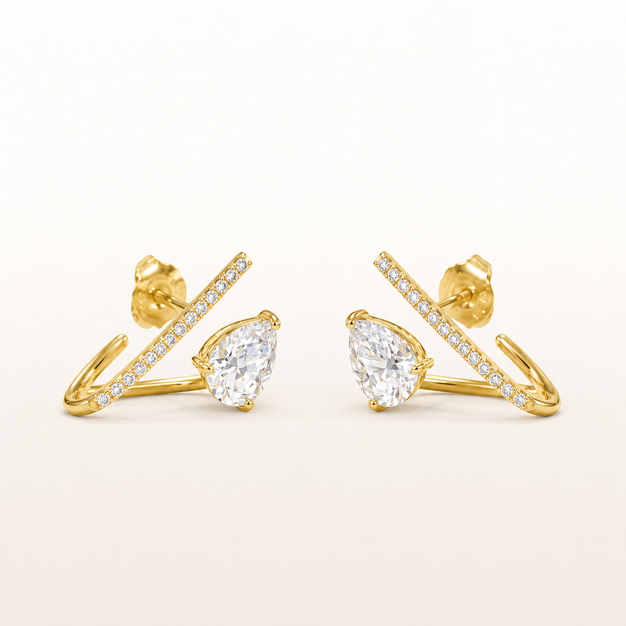 Elegant Pear Shape Stone Ear Cuff