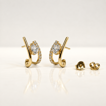 Pear Twist Ear Cuff