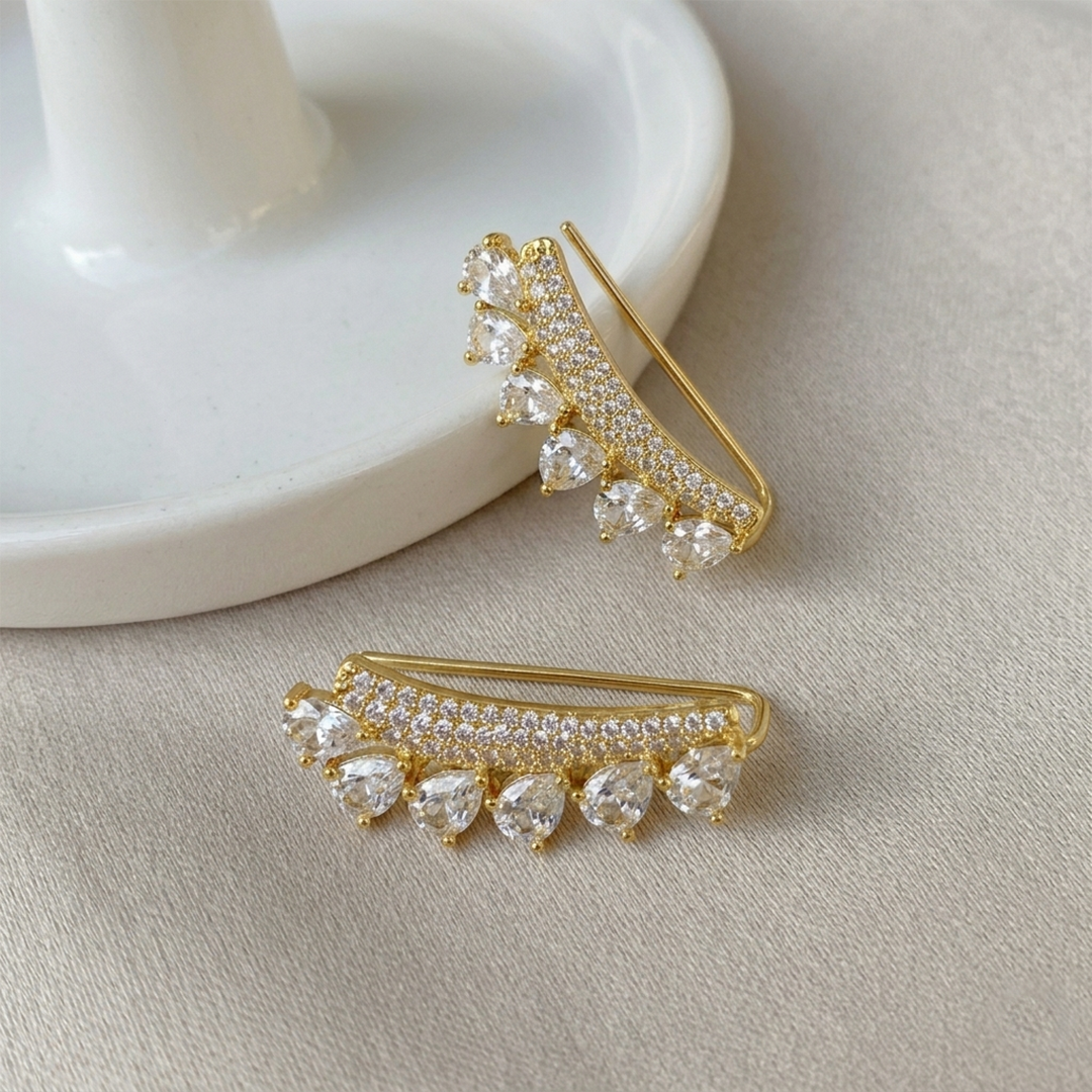 Aveline Crystal Ear Cuff