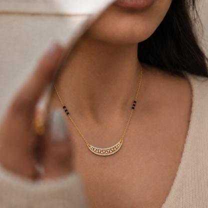 Curved Diamond Pattern Mangalsutra