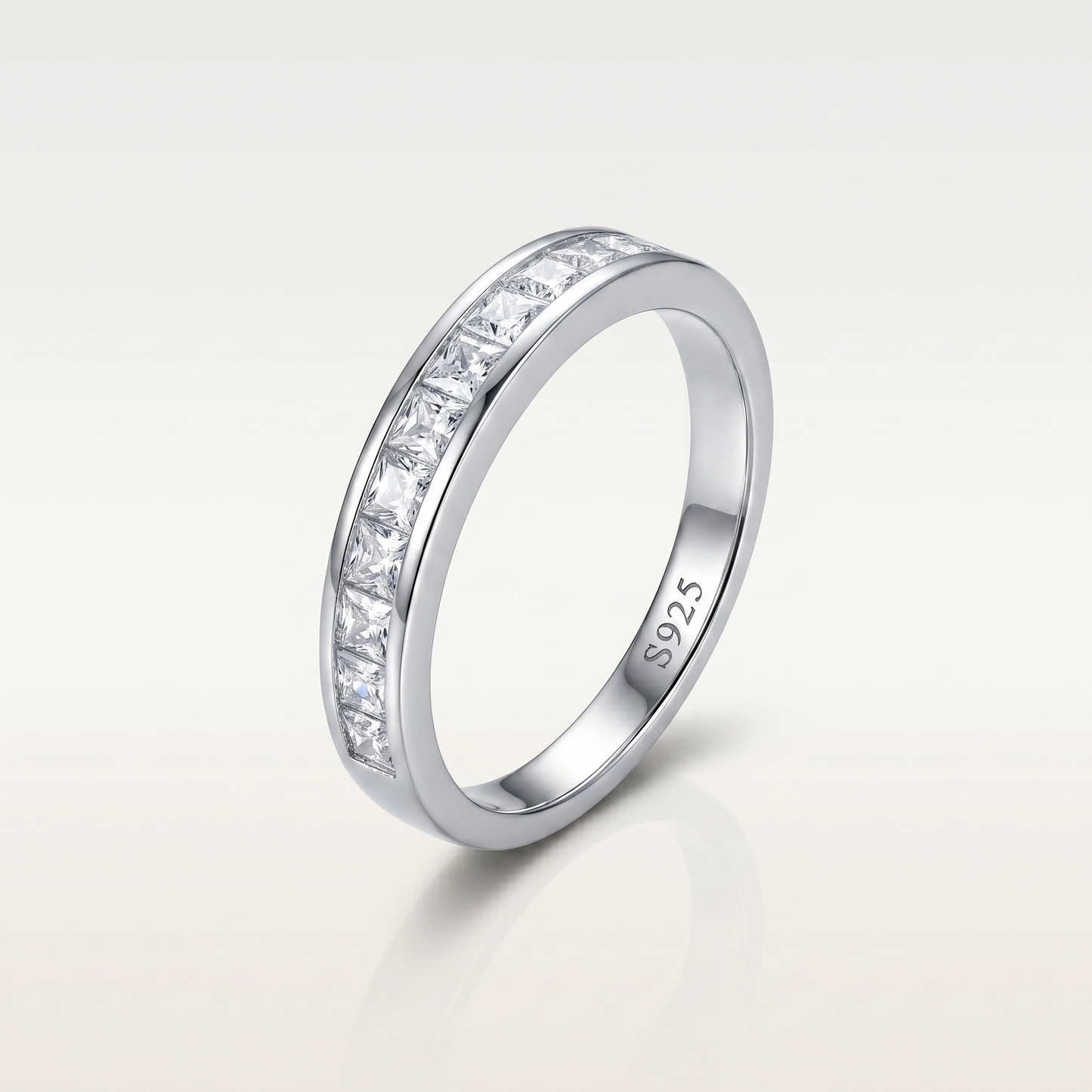 Aurora Princess Cut Band
