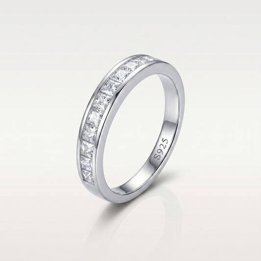 Aurora Princess Cut Band