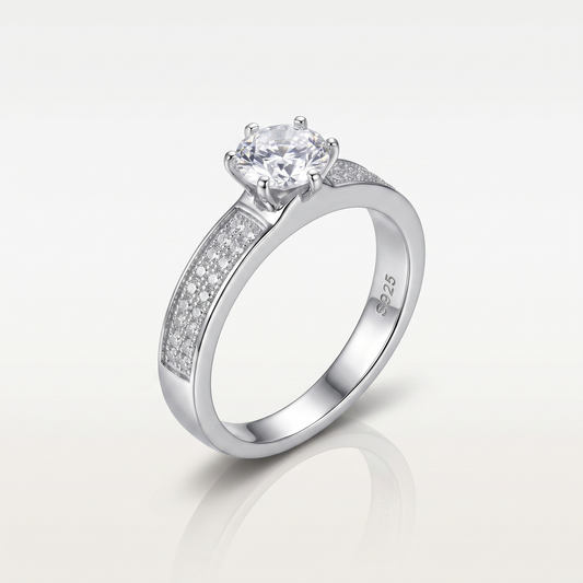 Eterna Brilliance Solitaire Ring