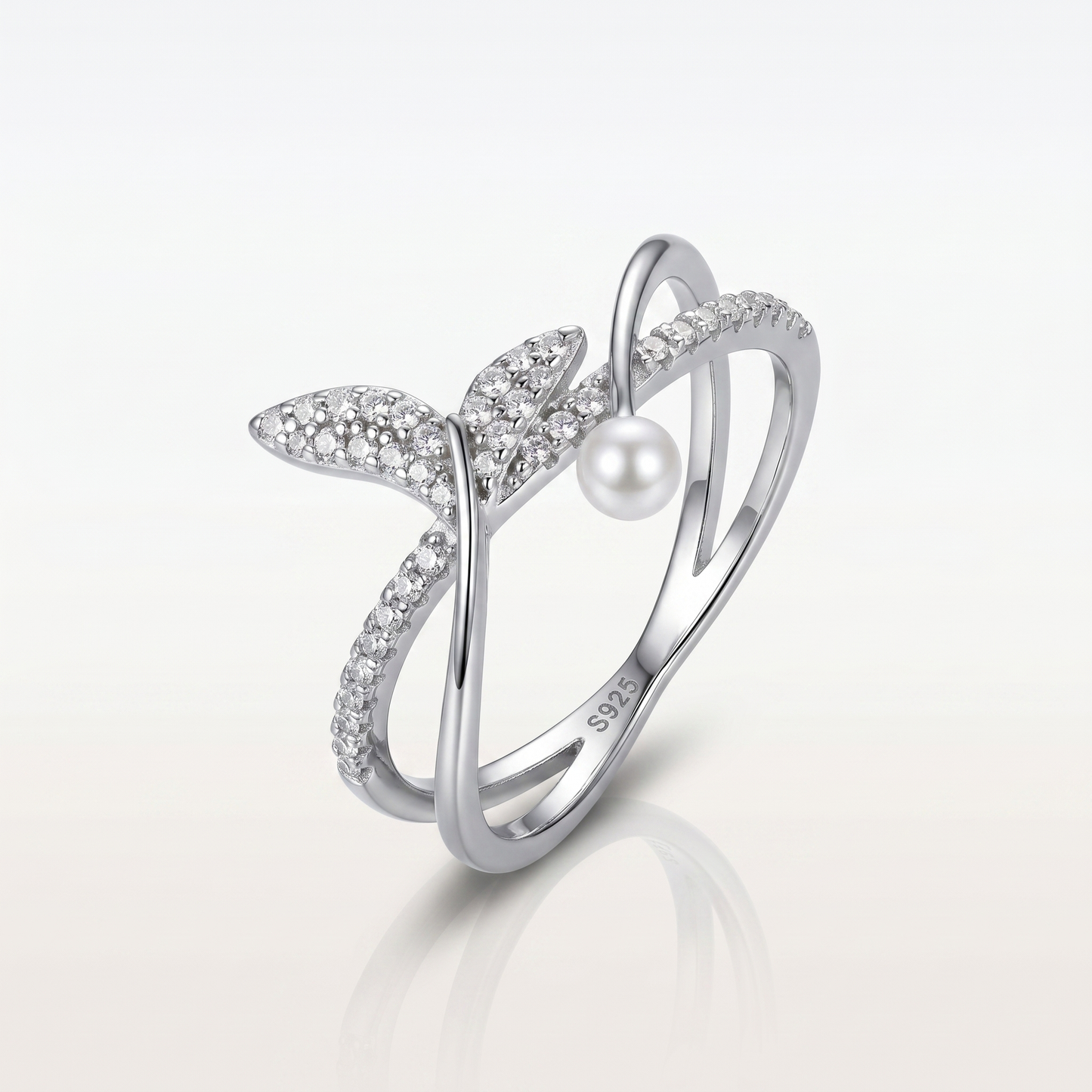 Leaf Pearl Ring