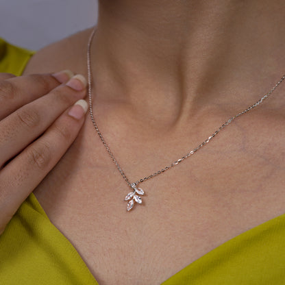 Crystal Vineleaf Elegance Necklace