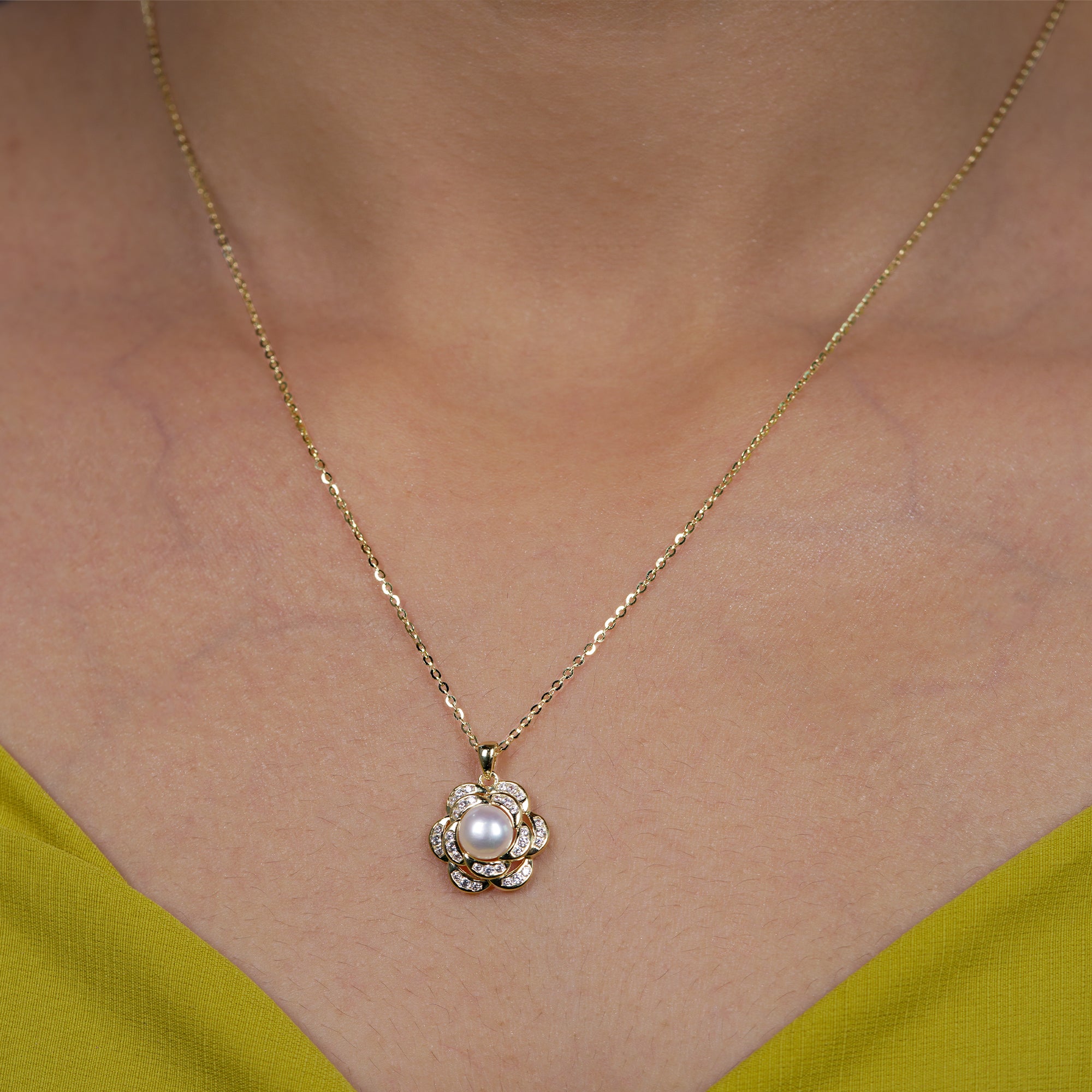 Aurelia Pearl Bloom Necklace