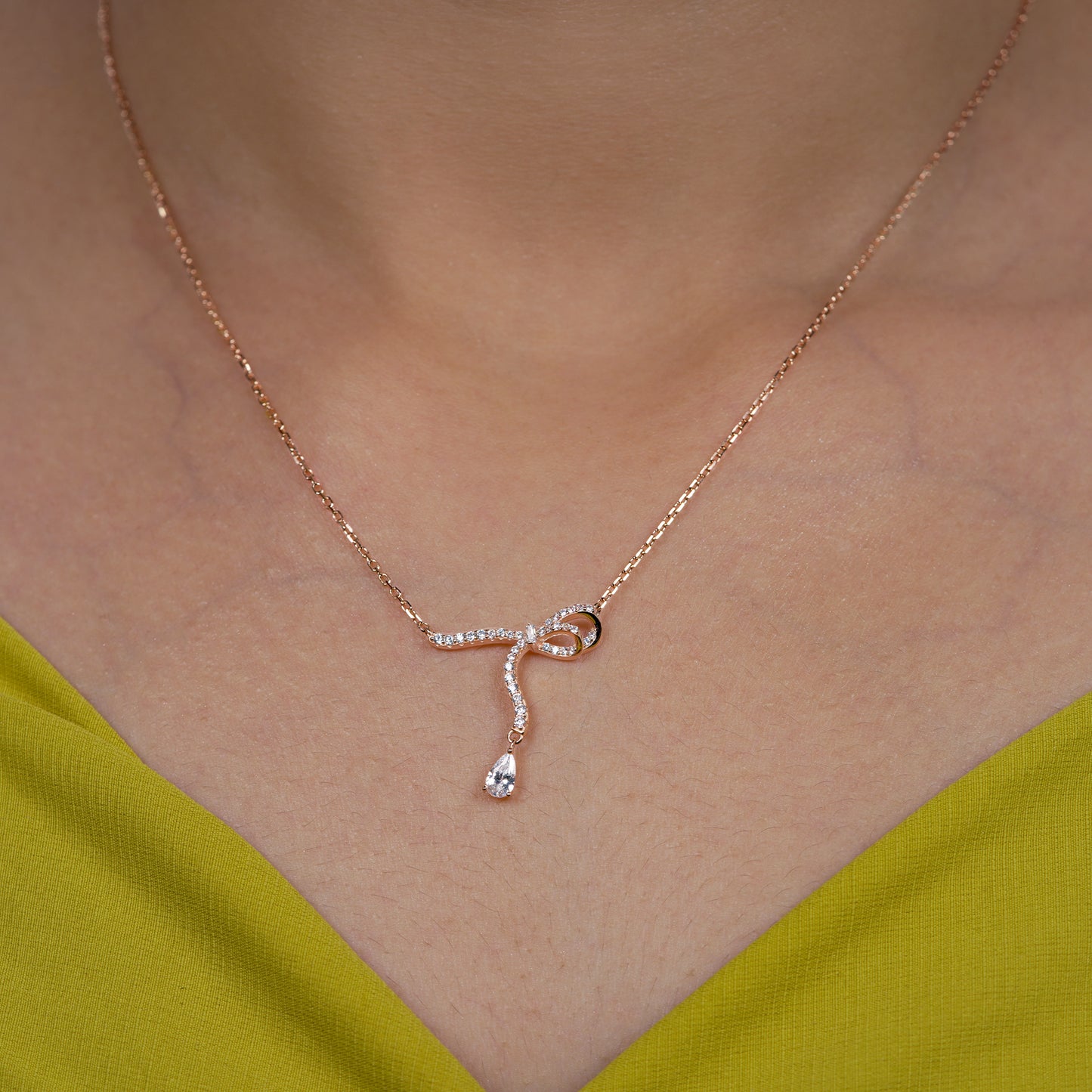 Ribbon Loop Charm Necklace