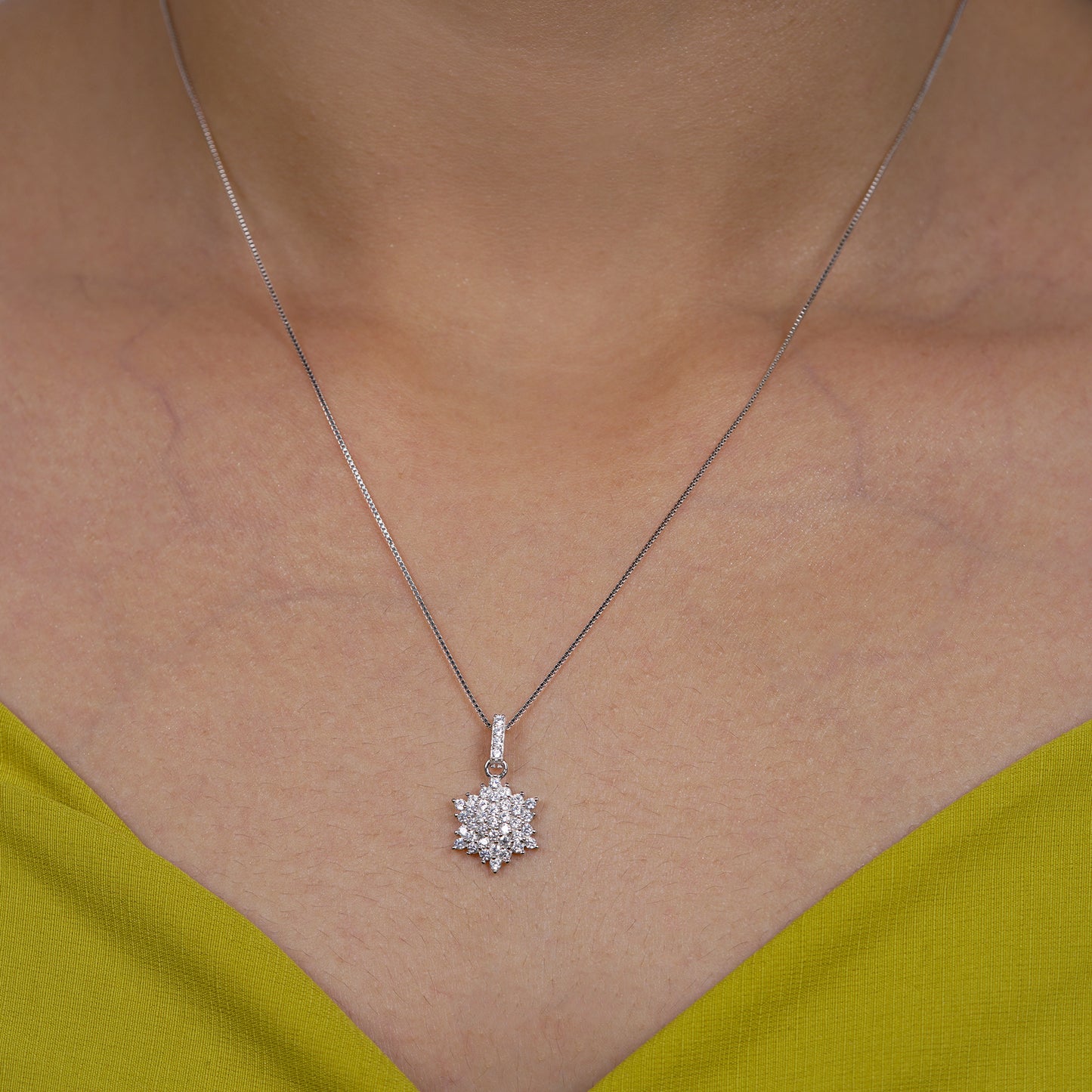 Snowlight Diamond Star Necklace