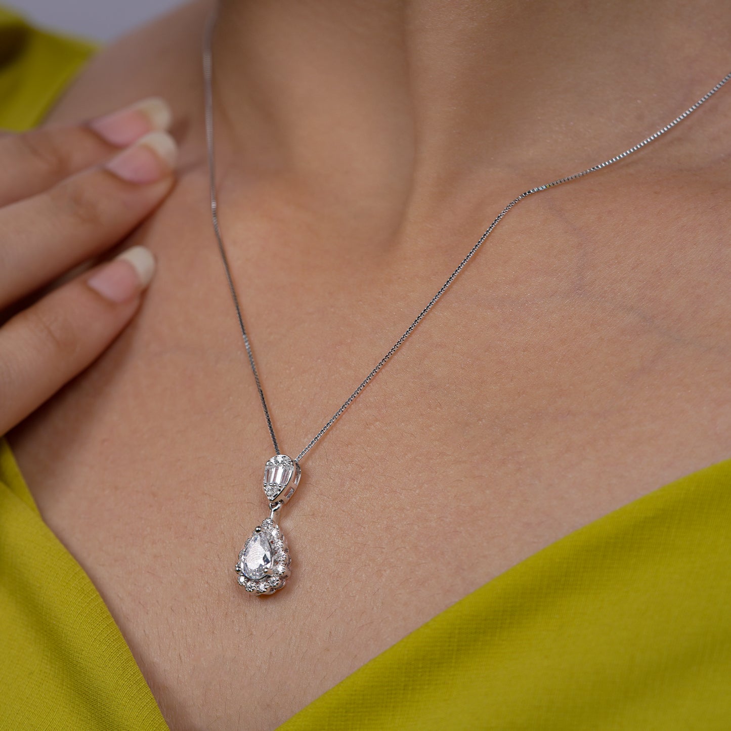 Regal Teardrop Elegance Necklace