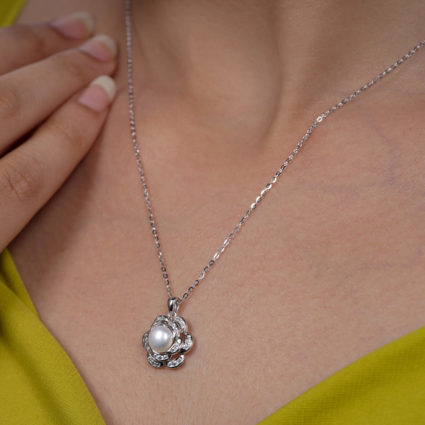 Aurelia Pearl Bloom Necklace