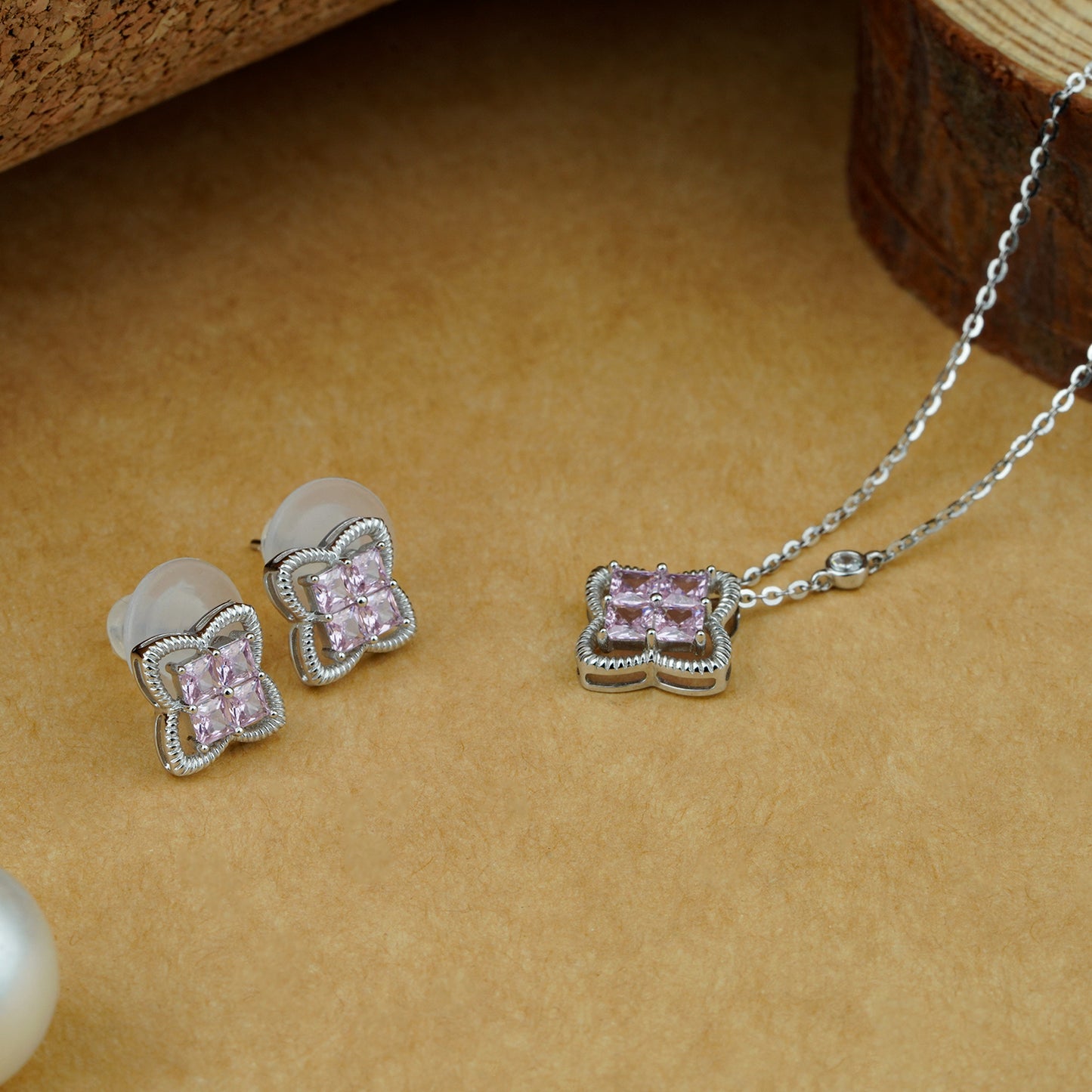 Blush Clover Radiance Pendant Necklace