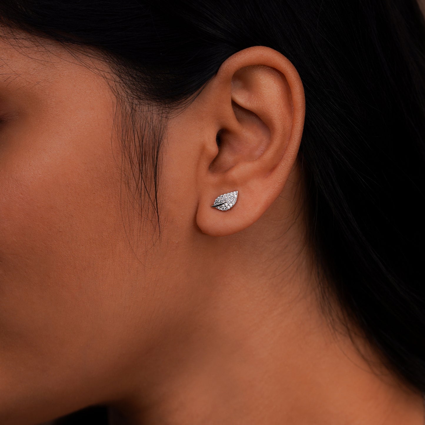 Sparkling Leaf Silver Stud Earrings