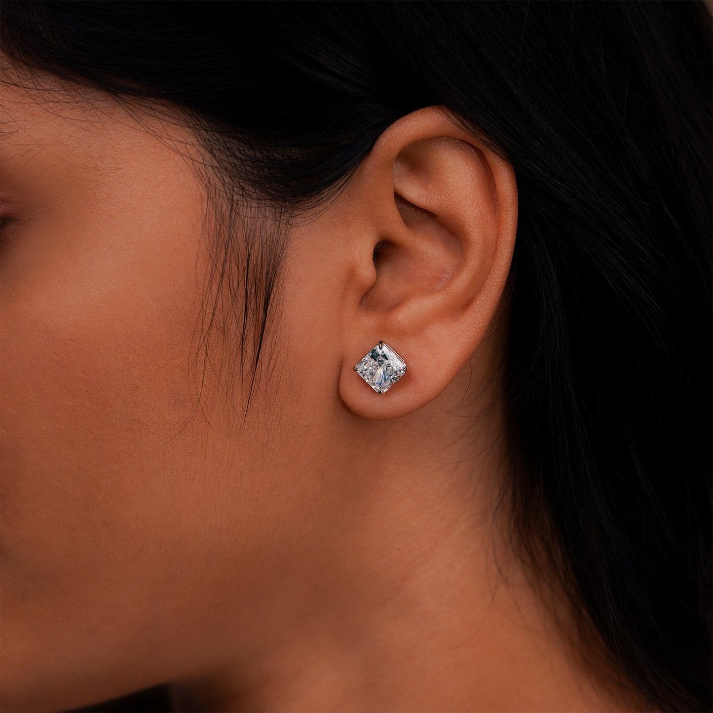 EleganceSquare Classic Solitaire Stud Earrings