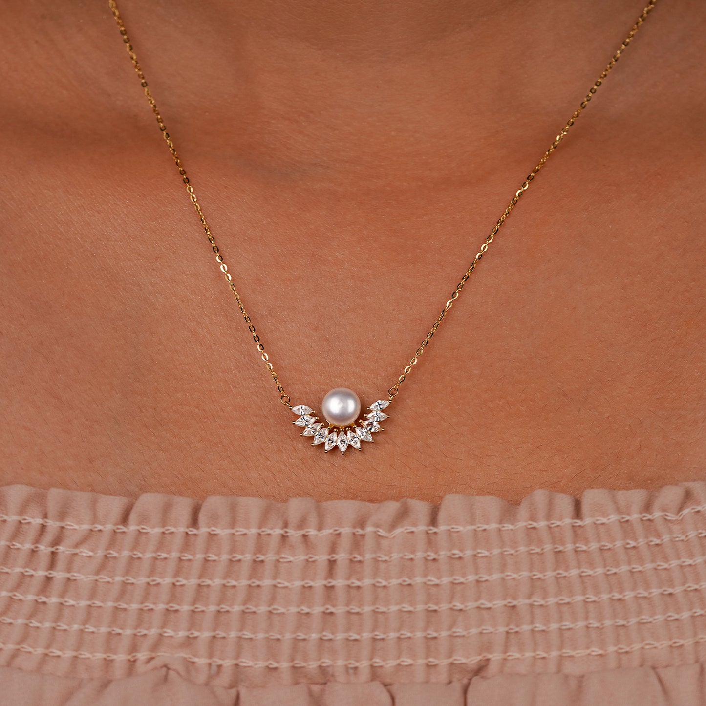 Radiant Crest Pearl & Diamond Necklace