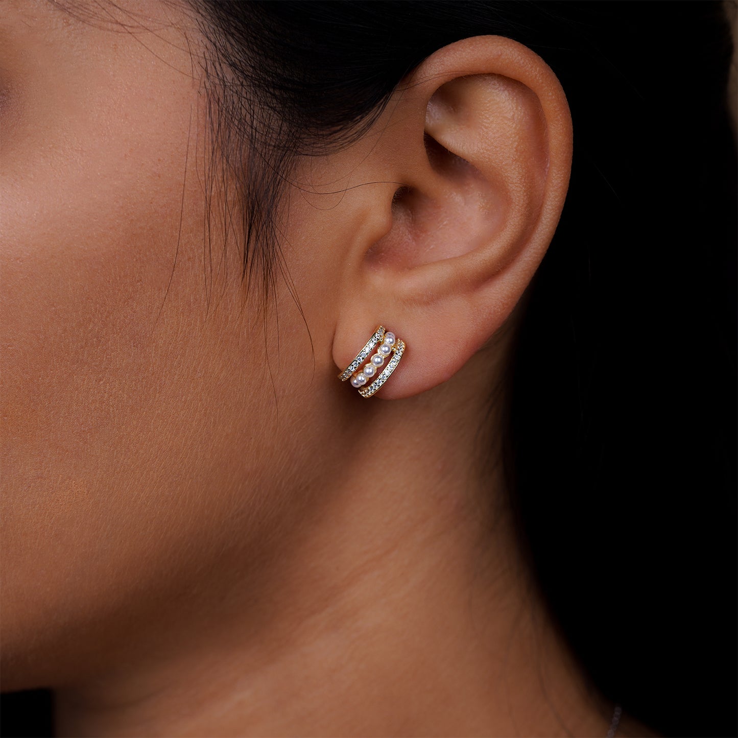 Pearl Aura Diamond Huggy Hoop Earrings