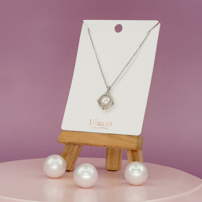 Radiant Pearl Bloom Necklace

