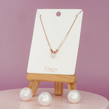 Graceful Pearl Drop Pendant Necklace