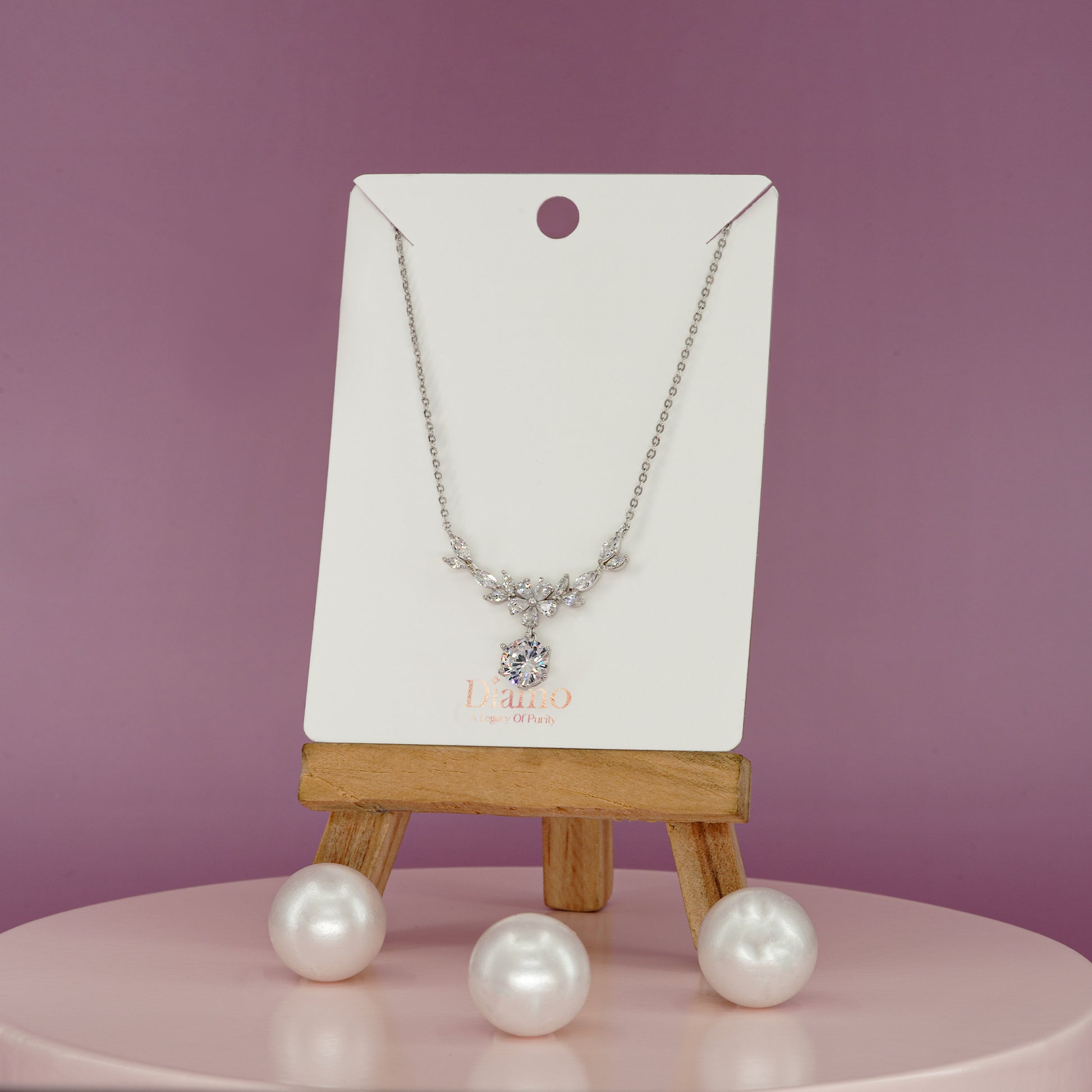 Arya Floral Radiance Necklace