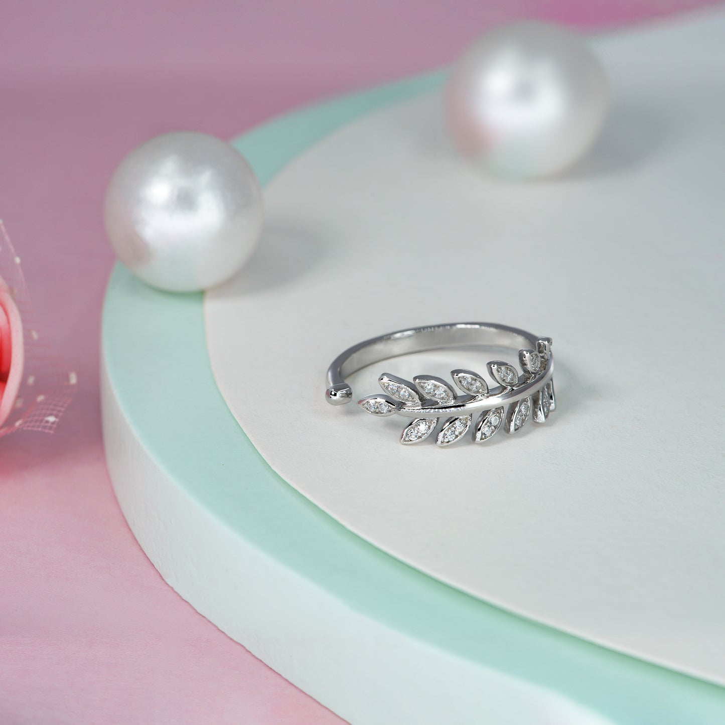 Elysian Leaf Ring