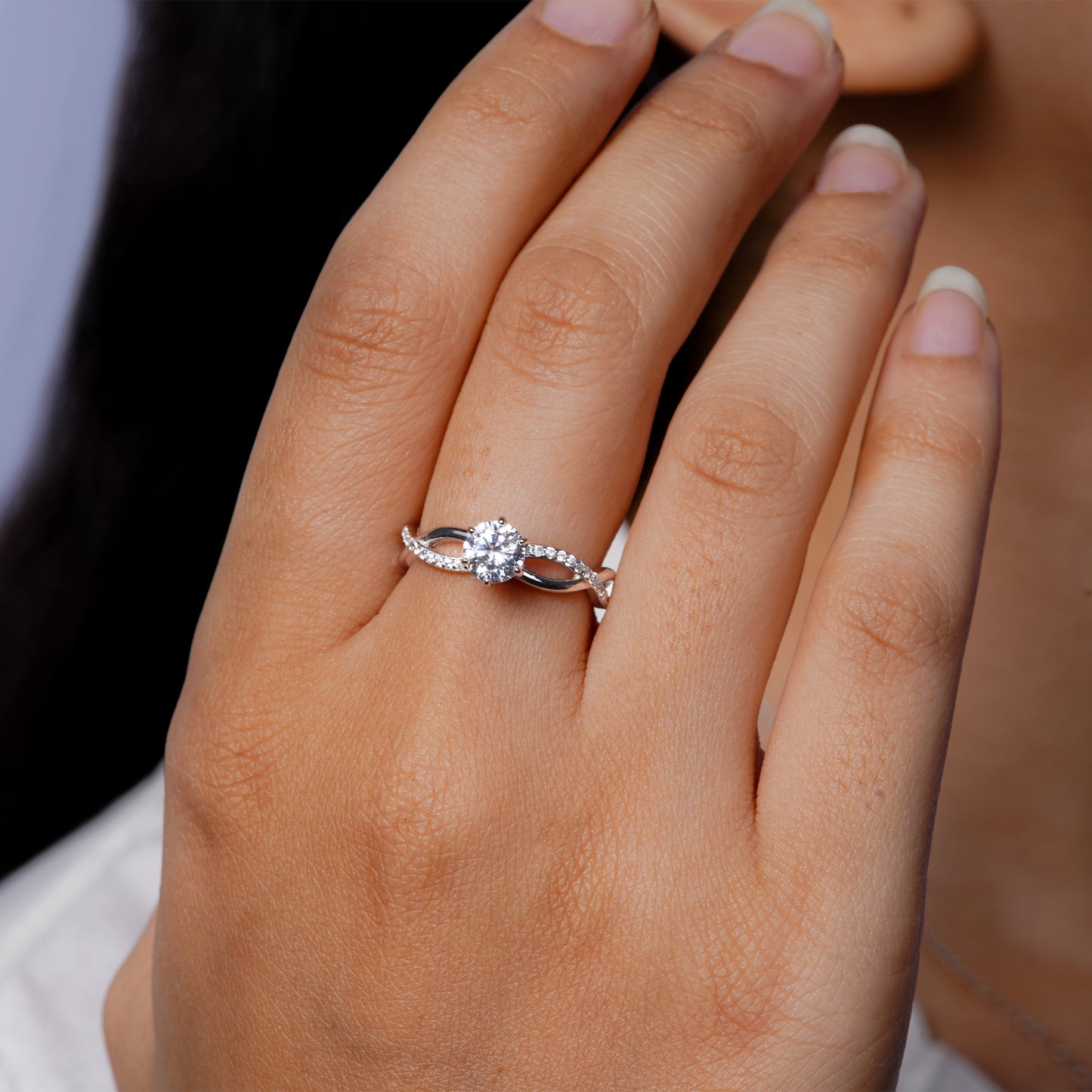 Twilight Twist Solitaire Ring