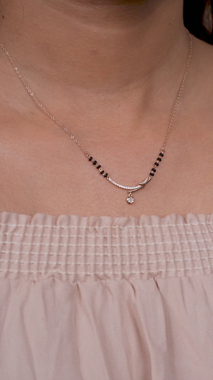 Grace Knot 925 Silver Mangalsutra