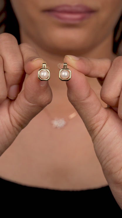 Aurelia Vintage Pearl Stud Earrings