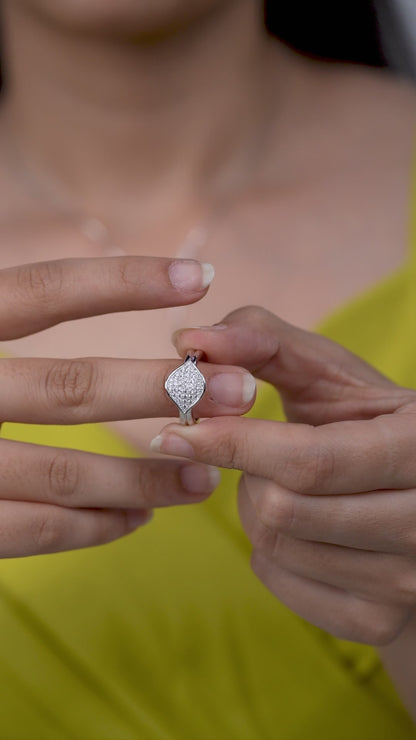 Luna Wave Ring